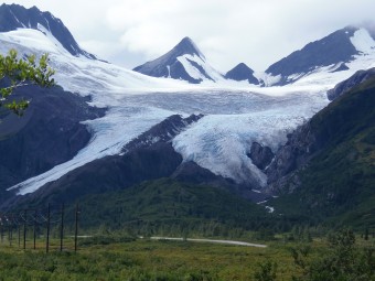 Worthington Glacier along the Thompson Pass heading to Valdez.